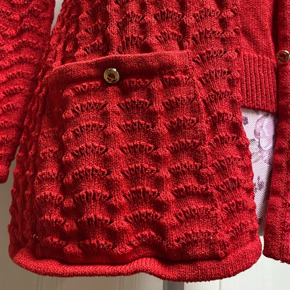 ST. JOHN Twin Set Sweater Set Cardigan and Matching Shell - Picture 16 of 16